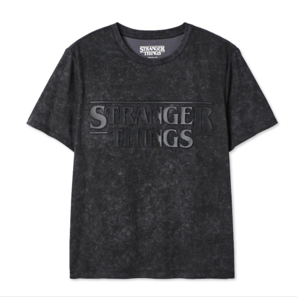 🌸 NEW! Netflix Stranger Things Graphic T-Shirt - Size L - BNWT